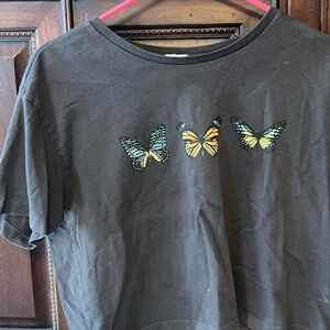 Butterfly cropped tee